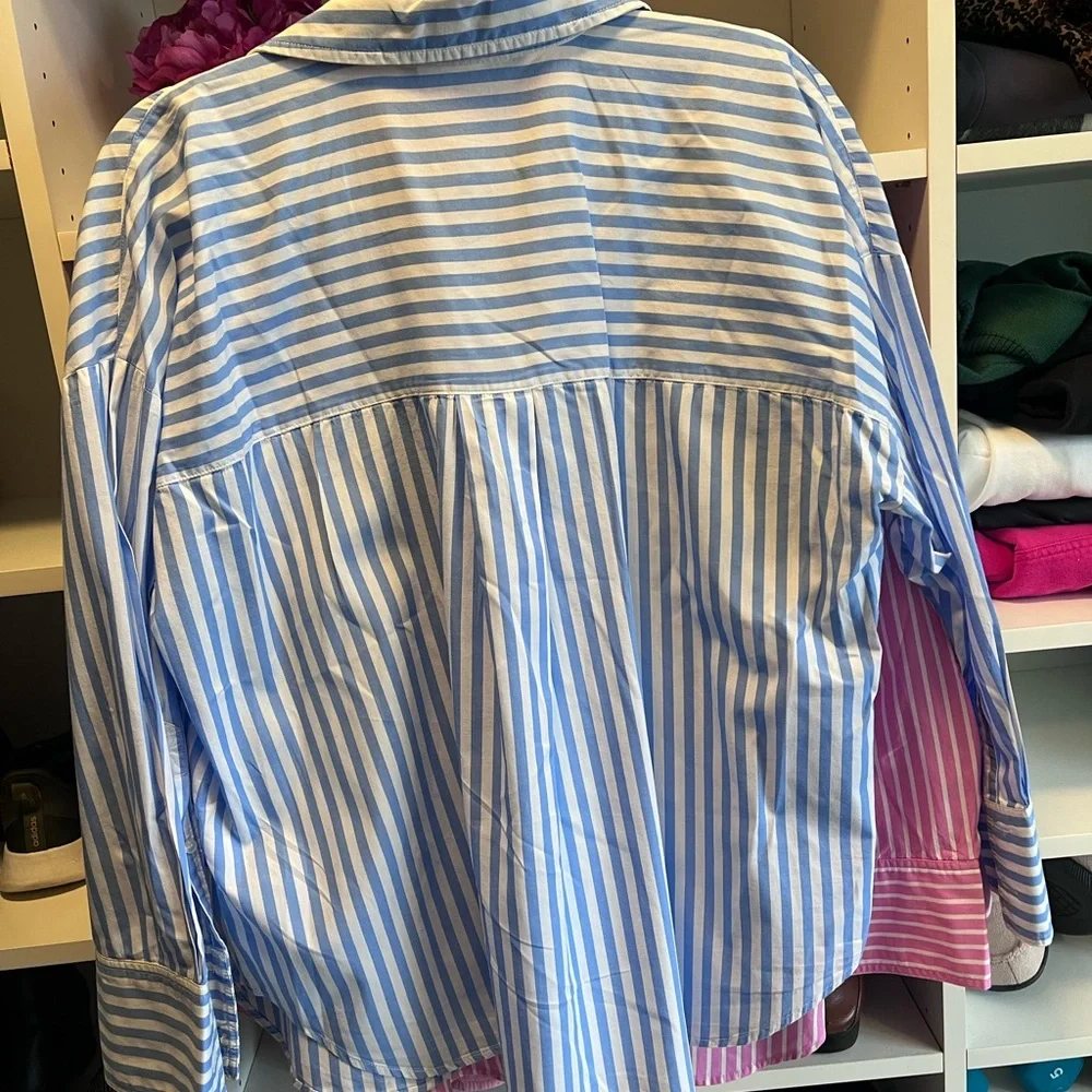 Zara Solid pink and Pink and Blue Striped Women's Blouse Lot - Picture 4 of 5